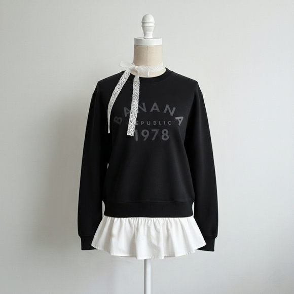 Banana Republic Tops - Banana Republic Black Sweatshirt Regular Fit